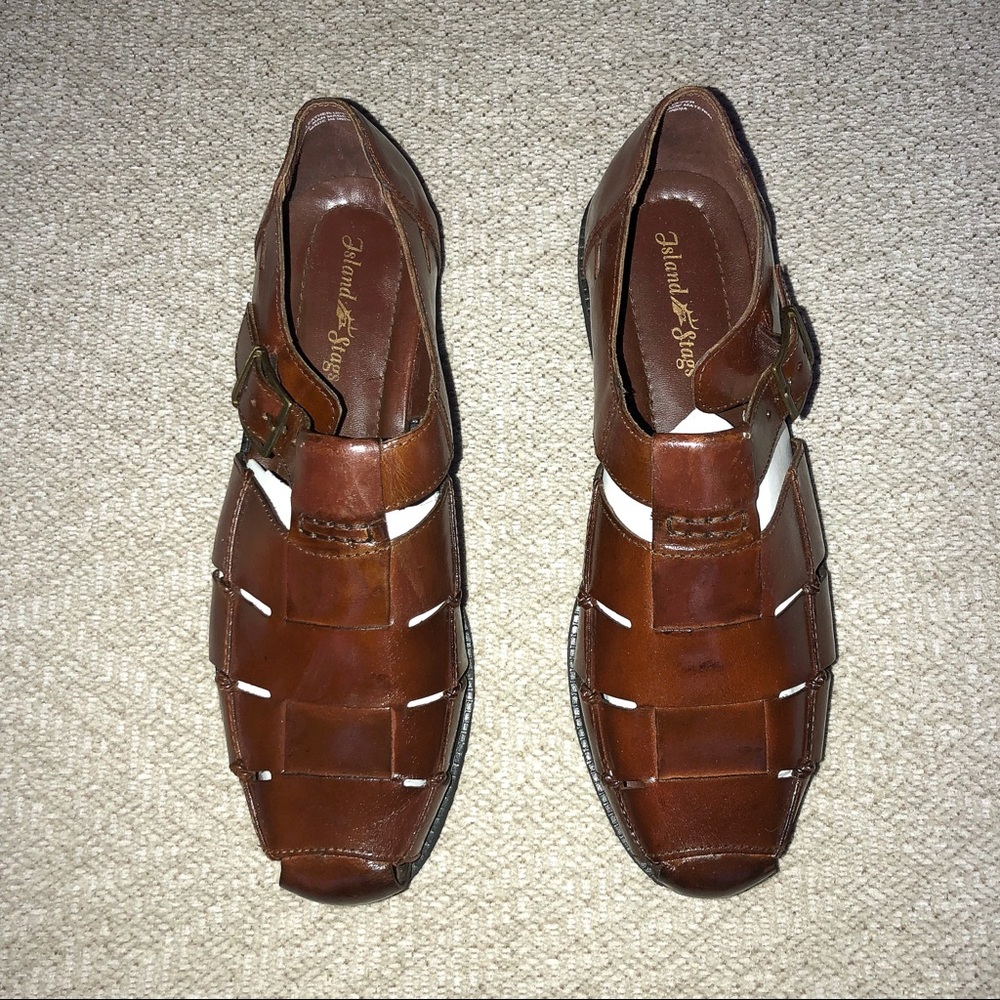 NWOT Island Stags Sandals
